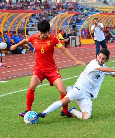 杨丽帽子戏法 中国女足4:1大胜乌兹别克斯坦 杨丽帽子戏法 中国女足4:1大胜乌兹别克斯坦